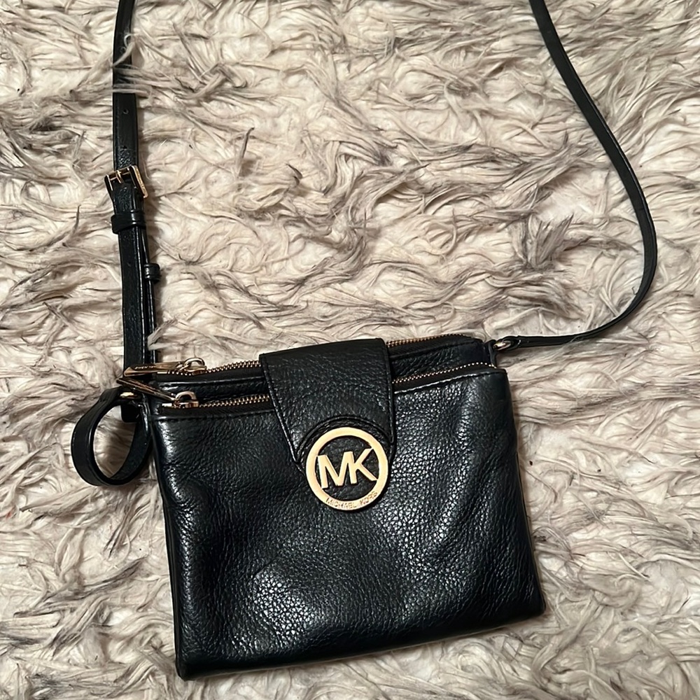 MICHAEL KORS crossbody purse